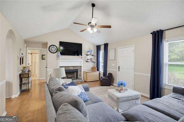 41 Camden Woods Drive NW, Cartersville, GA 30121