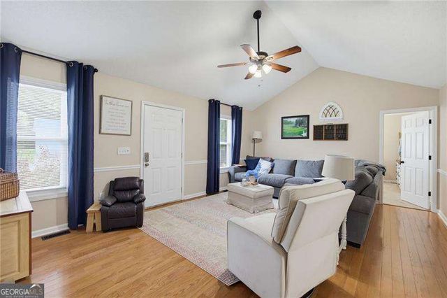 41 Camden Woods Drive NW, Cartersville, GA 30121