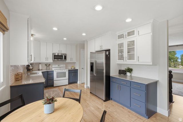 11047 S LAMASA CIR, Sandy, UT 84092