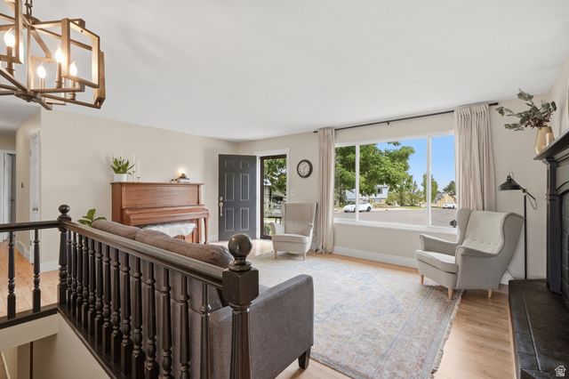 11047 S LAMASA CIR, Sandy, UT 84092