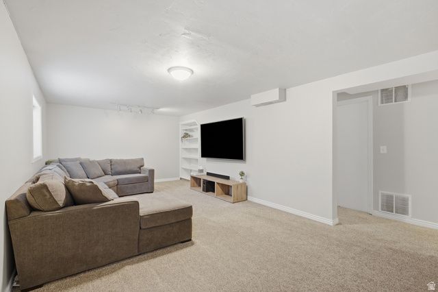 11047 S LAMASA CIR, Sandy, UT 84092