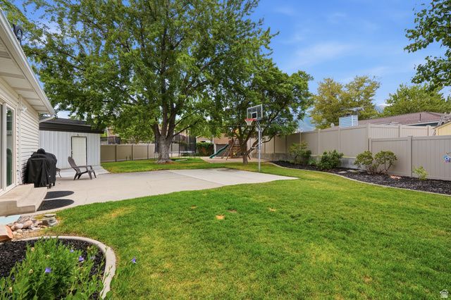 11047 S LAMASA CIR, Sandy, UT 84092