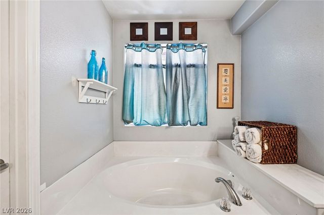 8342 Fort Hallock Avenue, Las Vegas, NV 89131