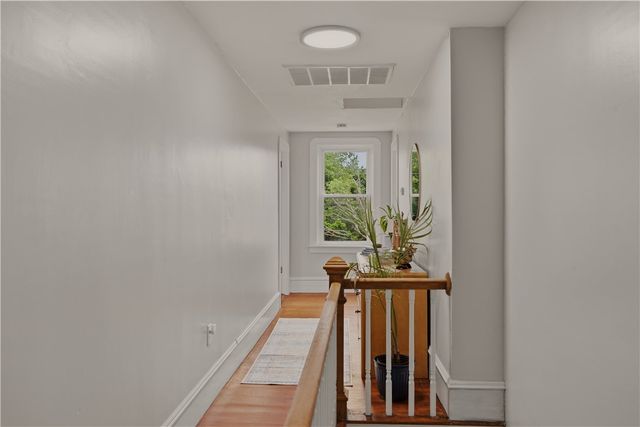 226 Turnpike Avenue, Portsmouth, RI 02871