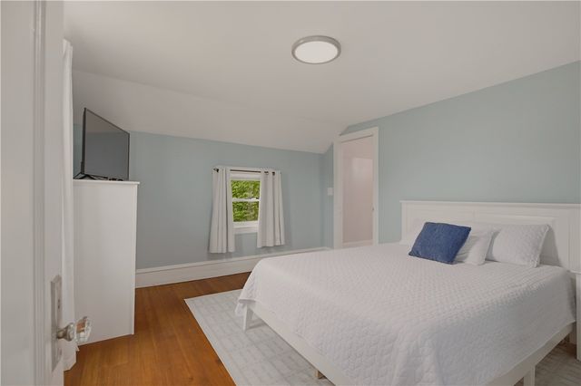226 Turnpike Avenue, Portsmouth, RI 02871