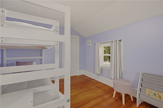 226 Turnpike Avenue, Portsmouth, RI 02871