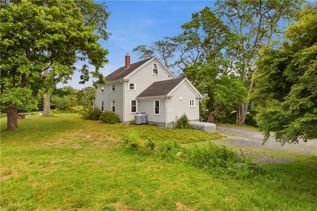 226 Turnpike Avenue, Portsmouth, RI 02871