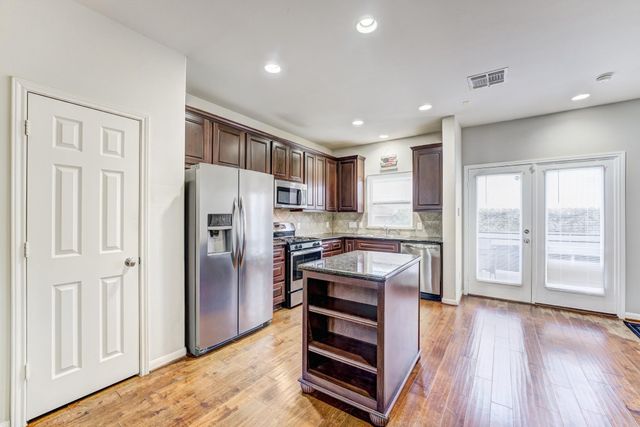 5124 Pinemont Place, Houston, TX 77092