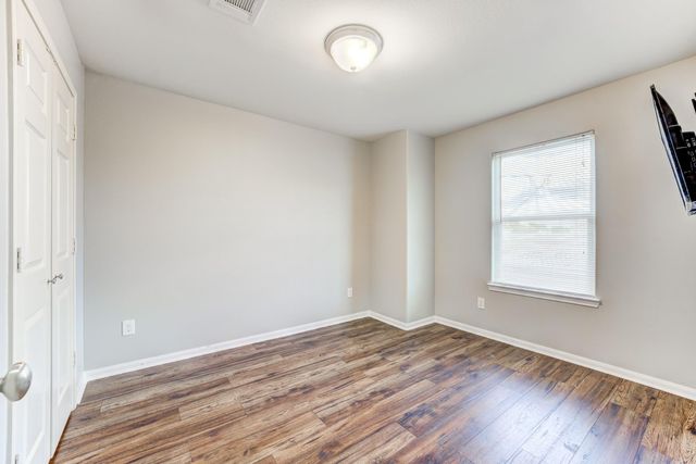 5124 Pinemont Place, Houston, TX 77092