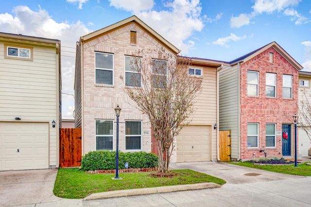 5124 Pinemont Place, Houston, TX 77092