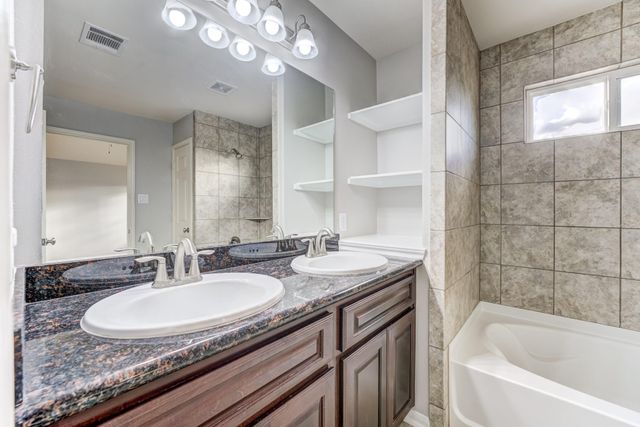 5124 Pinemont Place, Houston, TX 77092