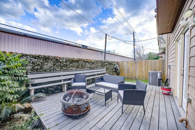 5124 Pinemont Place, Houston, TX 77092