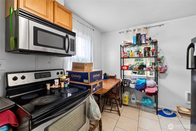 6802 S Ferdinand Street, Tacoma, WA 98409