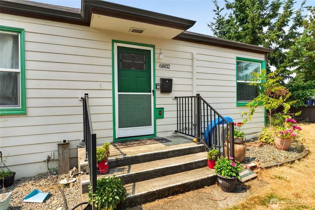 6802 S Ferdinand Street, Tacoma, WA 98409