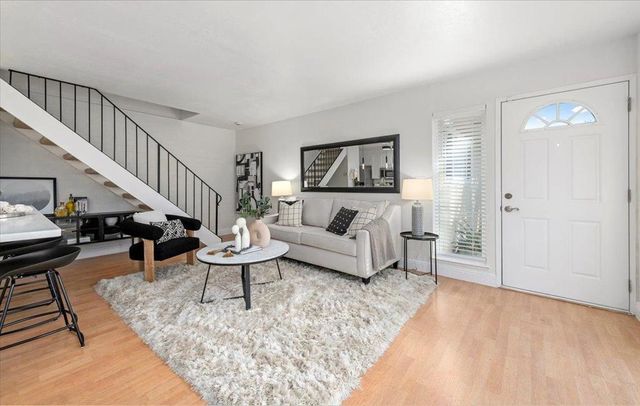 5663 Calmor Avenue 3, San Jose, CA 95123