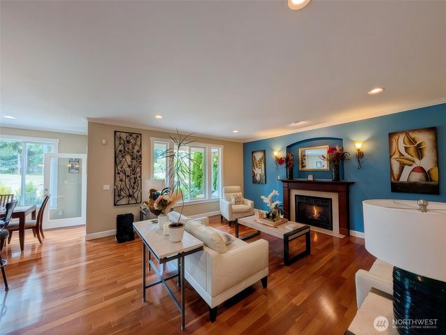 3882 Cameron Drive NE, Lacey, WA 98516