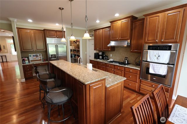 3882 Cameron Drive NE, Lacey, WA 98516