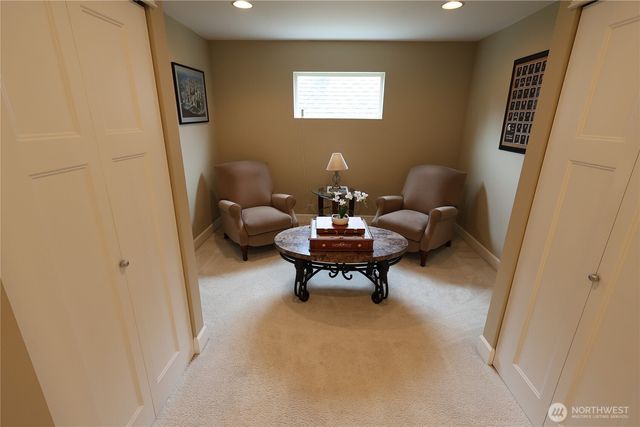 3882 Cameron Drive NE, Lacey, WA 98516