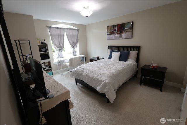 3882 Cameron Drive NE, Lacey, WA 98516