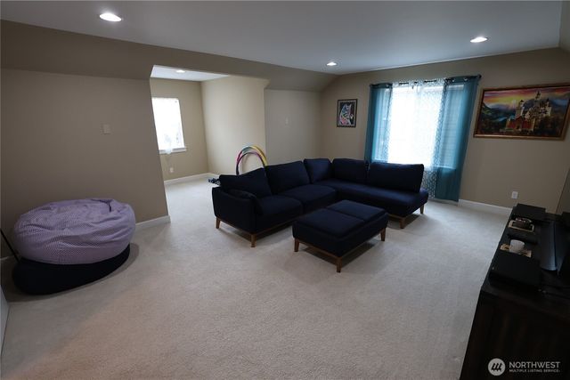 3882 Cameron Drive NE, Lacey, WA 98516