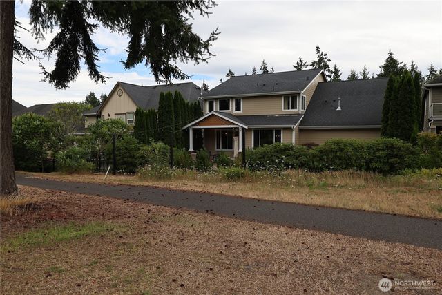 3882 Cameron Drive NE, Lacey, WA 98516