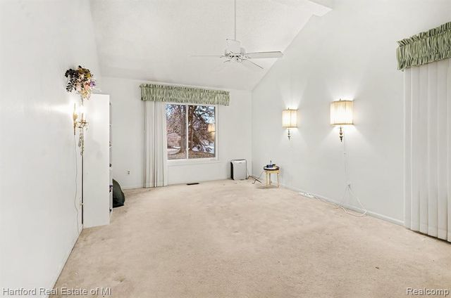 36482 Lochdale Street 568, Farmington Hills, MI 48335