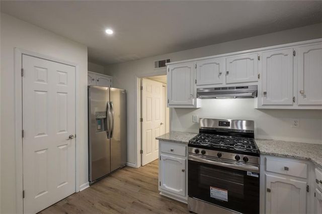 5081 HUBERT Drive, Powder Springs, GA 30127