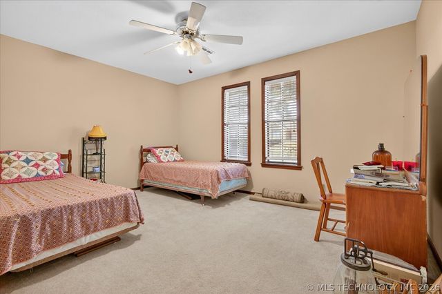 1222 Lariat Drive, Bartlesville, OK 74006