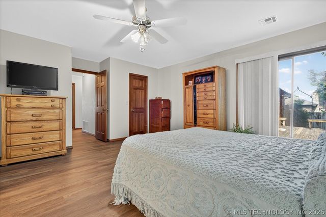 1222 Lariat Drive, Bartlesville, OK 74006