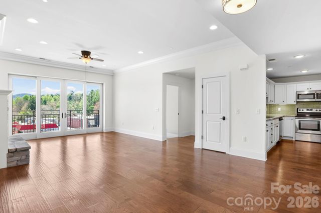 29 W French Broad Street 308, Brevard, NC 28712