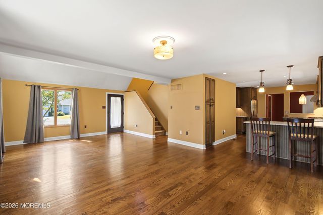 13 Shoveler Lane, Manahawkin, NJ 08050