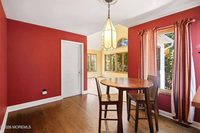 13 Shoveler Lane, Manahawkin, NJ 08050