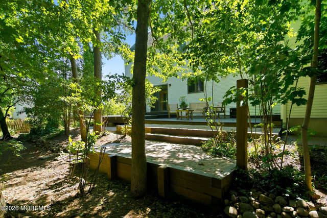 13 Shoveler Lane, Manahawkin, NJ 08050