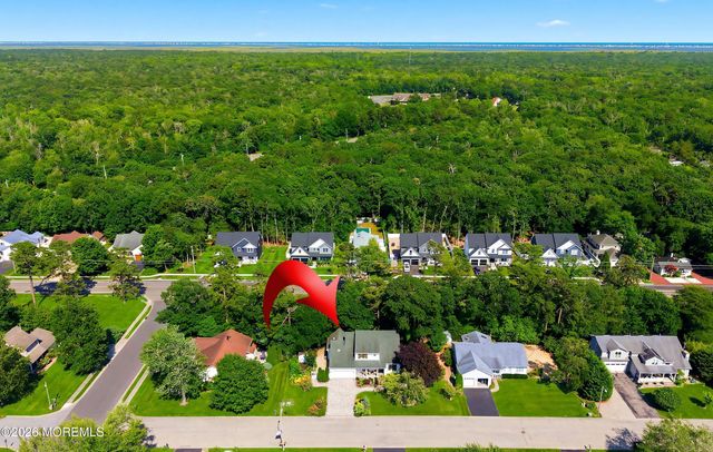 13 Shoveler Lane, Manahawkin, NJ 08050
