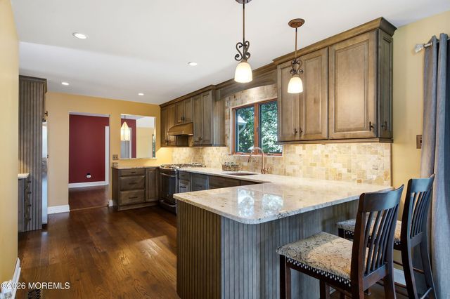 13 Shoveler Lane, Manahawkin, NJ 08050