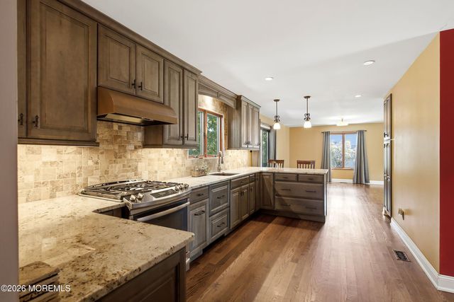 13 Shoveler Lane, Manahawkin, NJ 08050