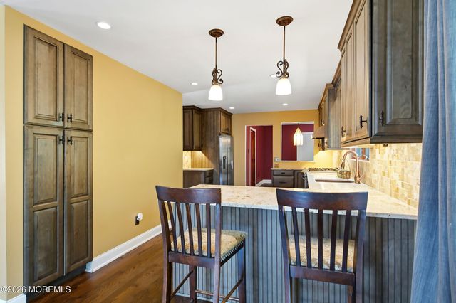 13 Shoveler Lane, Manahawkin, NJ 08050