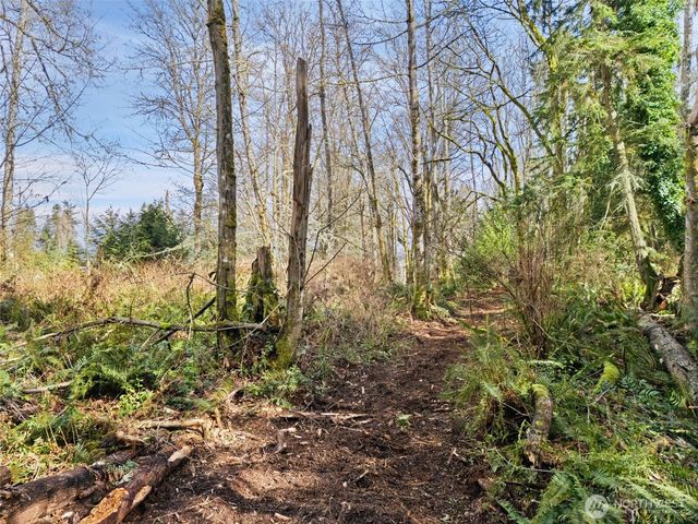 23300 Jefferson Point Road NE, Kingston, WA 98346