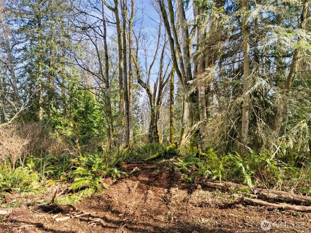 23300 Jefferson Point Road NE, Kingston, WA 98346