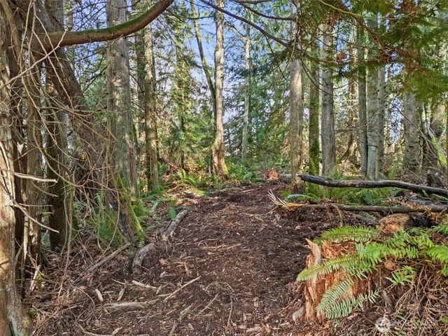 23300 Jefferson Point Road NE, Kingston, WA 98346