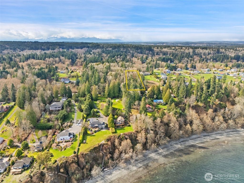23300 Jefferson Point Road NE, Kingston, WA 98346