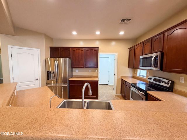 29398 N 67TH Drive, Peoria, AZ 85383