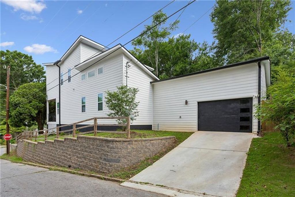 984 McDaniel Street SW, Atlanta, GA 30310
