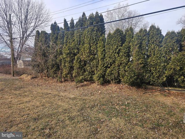 407 E ELM ST, Lebanon, PA 17042