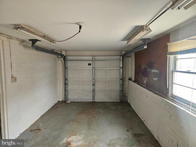 407 E ELM ST, Lebanon, PA 17042