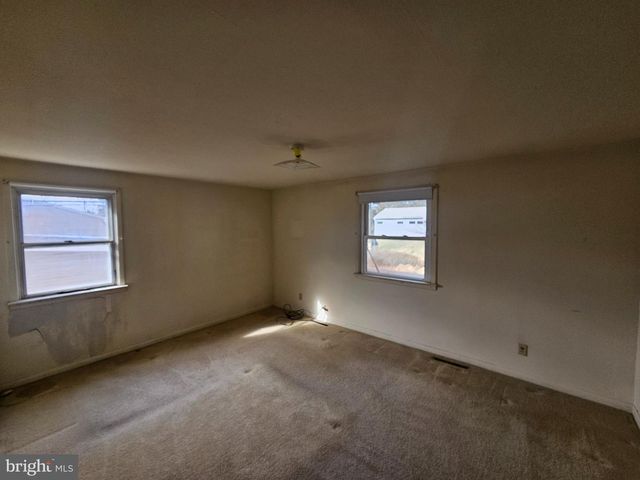 407 E ELM ST, Lebanon, PA 17042