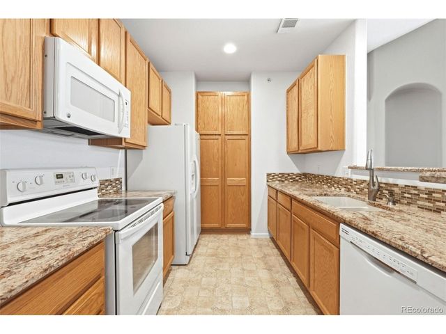 1560 Olympia Cir 304, Castle Rock, CO 80104
