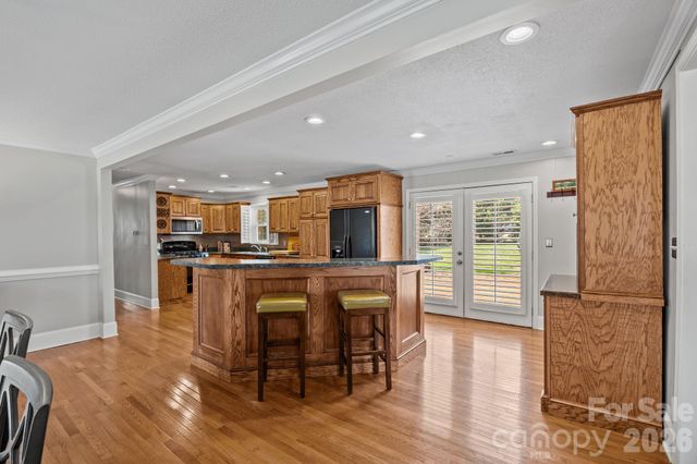 6443 Roanoke Drive, Kannapolis, NC 28081