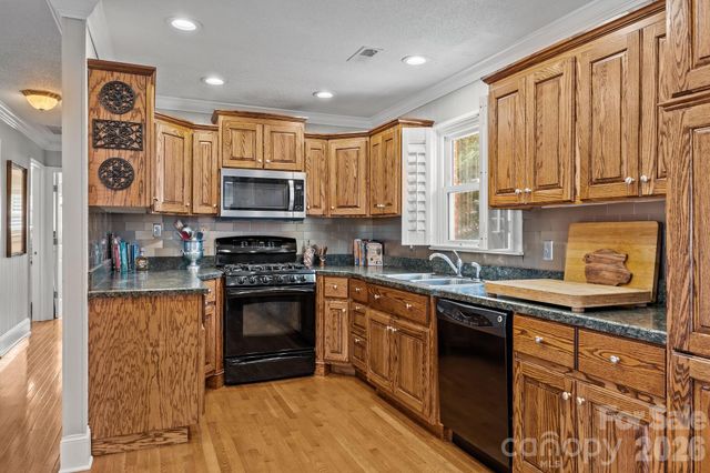 6443 Roanoke Drive, Kannapolis, NC 28081