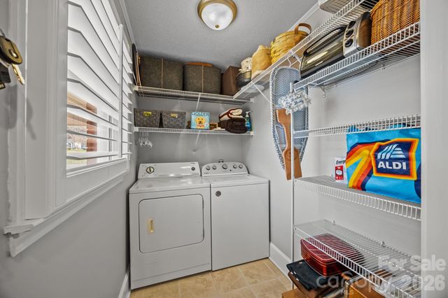 6443 Roanoke Drive, Kannapolis, NC 28081